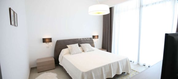 Квартира с 1 спальней в Сент-Джулианс, Мальта № 9430 8