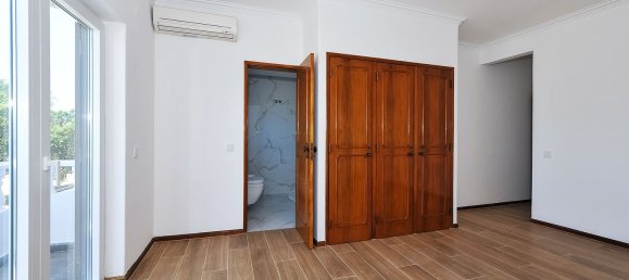 5 bedrooms House in Seixal, Portugal No. 189935 22