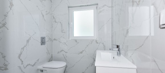 5 bedrooms House in Seixal, Portugal No. 189935 9