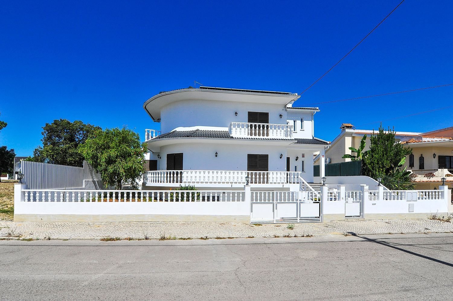 5 bedrooms House in Seixal, Portugal No. 189935
