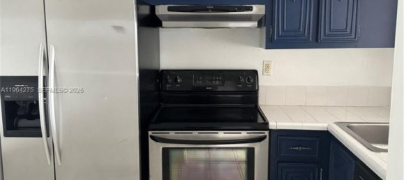 1 Schlafzimmer Gewerbliche Immobilien in Miami, USA, Nr. 615615 3