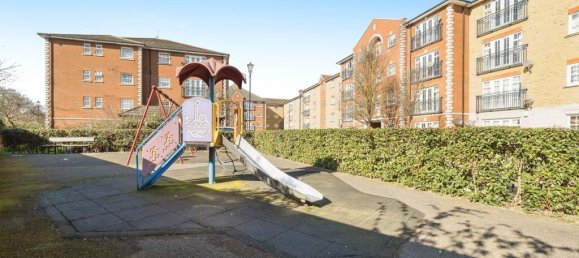 2 Schlafzimmer Wohnung in Manor Park, United Kingdom, Nr. 11442 15