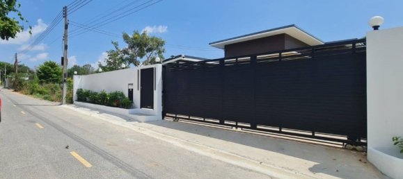 3 chambres house à vendre à Pattaya, Chonburi, Eastern Thailand, Thailand № 58379 30