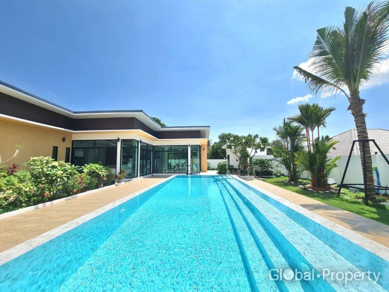 3 chambres house à vendre à Pattaya, Chonburi, Eastern Thailand, Thailand № 58379