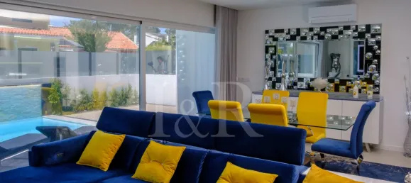 4 bedrooms House in Almada, Portugal No. 15221 5