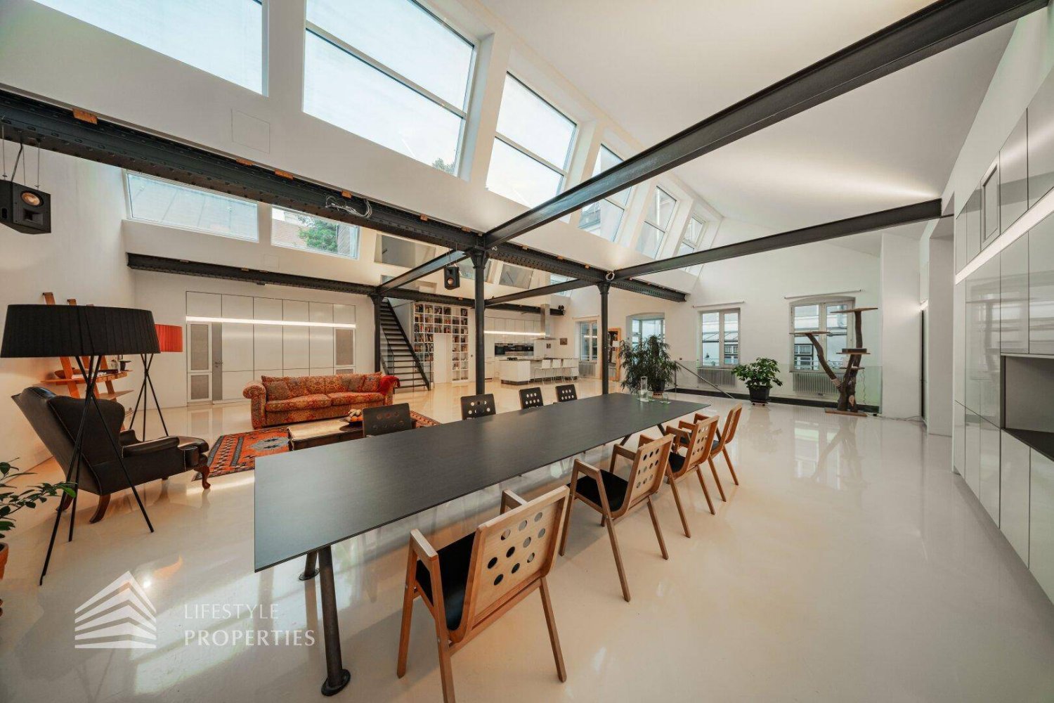 Apartamento de 5 habitaciónes en Mariahilf, Austria No. 184245