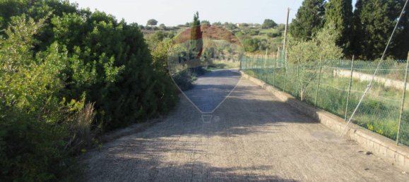 Дом с 3 комнатами в Мелилли, Италия № 2137 34