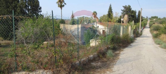 Дом с 3 комнатами в Мелилли, Италия № 2137 9