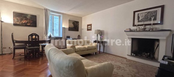 3 bedrooms Apartment in Piacenza, Italy No. 132193 3