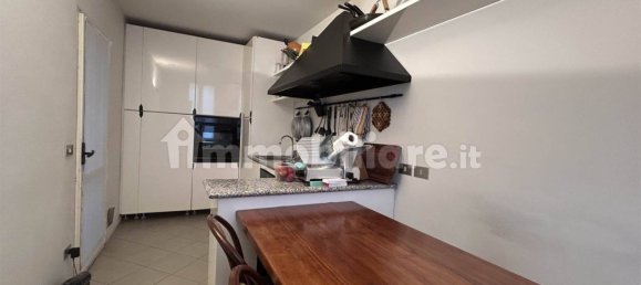 3 bedrooms Apartment in Piacenza, Italy No. 132193 8