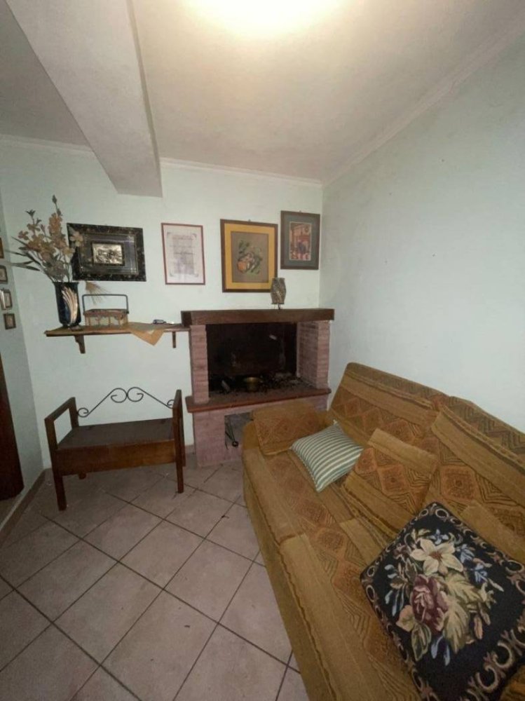 Дом с 2 спальнями в Сутри, Италия № 84087