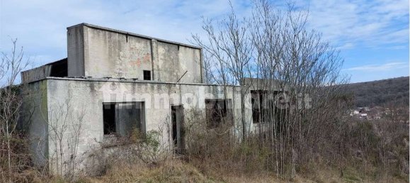 Lagerhaus in Gorizia, Italy 833m², Nr. 286984 3