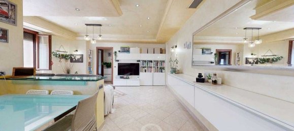 3 bedrooms Apartment in Mentana, Italy No. 335048 8