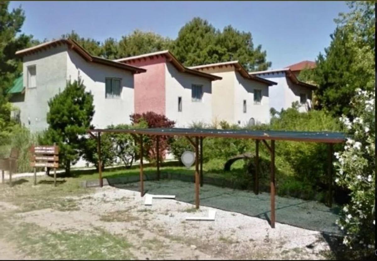 960m² Hotel in Mar del Plata, Argentina No. 106187