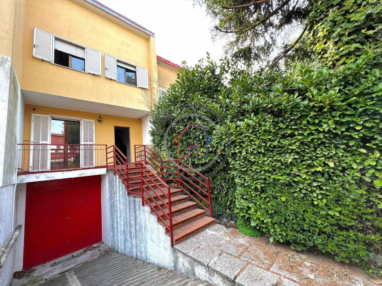 3 bedrooms Villa in Pessano con Bornago, Italy No. 153804