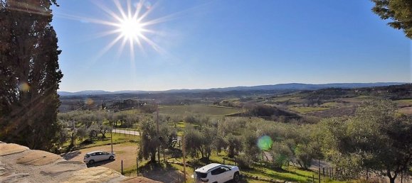 4-salle Appartement à Poggibonsi, Italy No. 136354 3