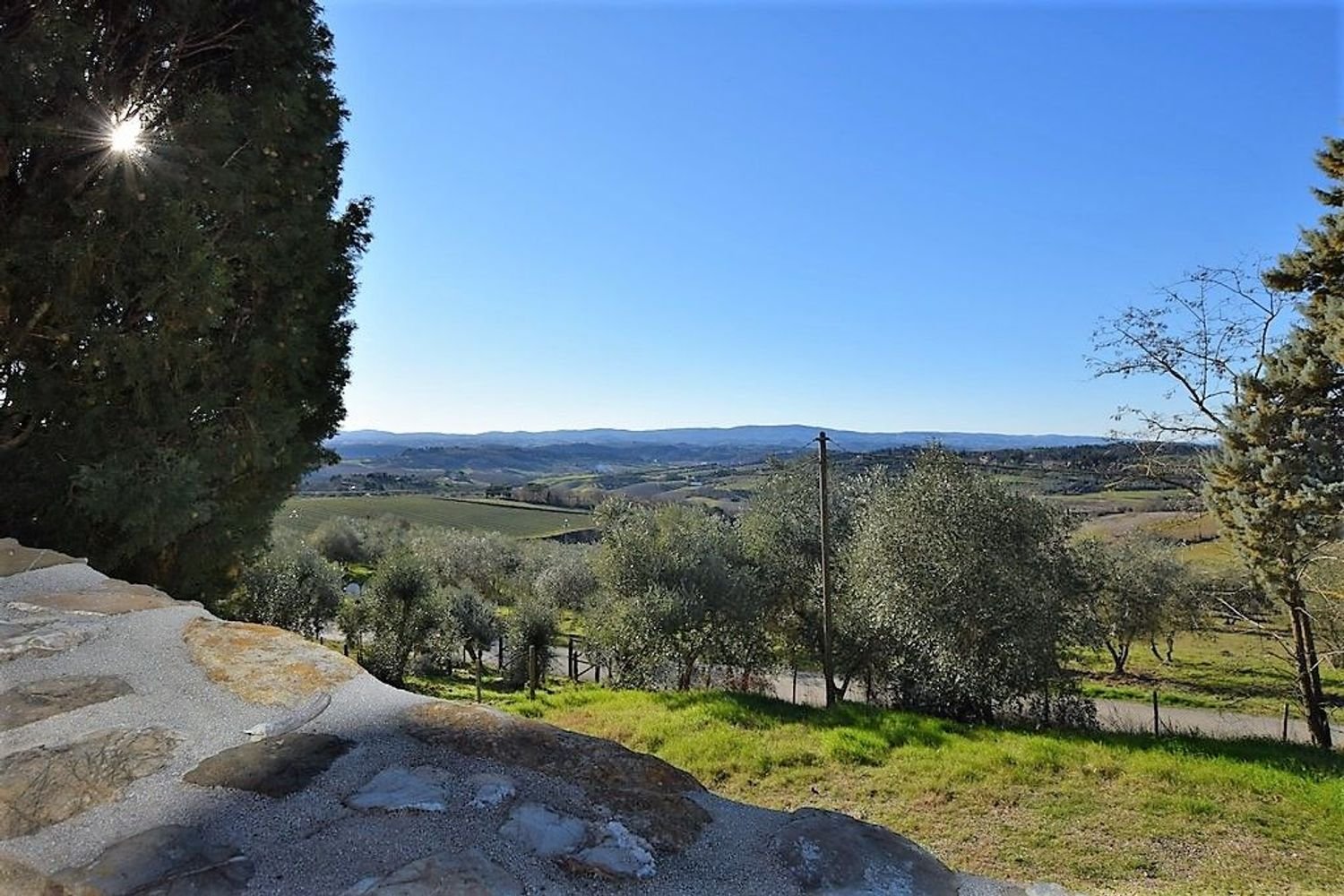 4-salle Appartement à Poggibonsi, Italy No. 136354