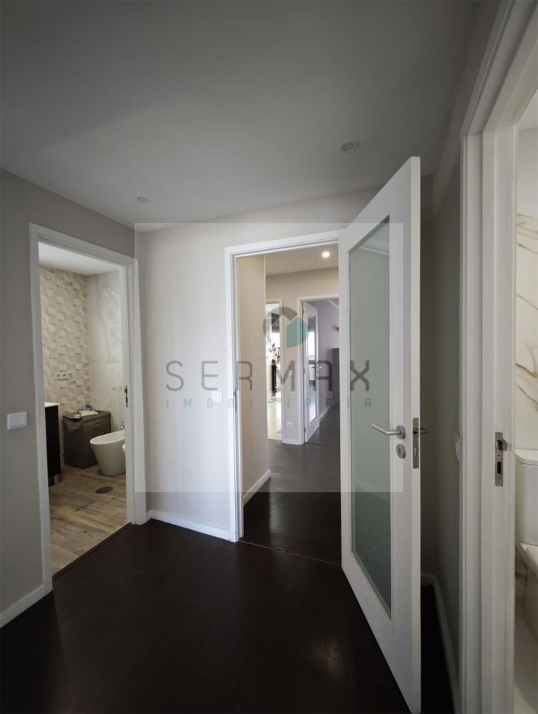 2 bedrooms Apartment in Matosinhos, Portugal No. 329703