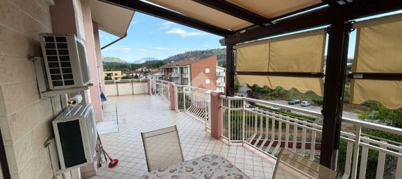 4 bedrooms Apartment in Cassino, Italy No. 324730 8