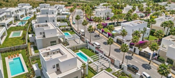 6 bedrooms Villa in Marbella, Spain No. 109015 31