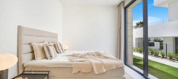 6 bedrooms Villa in Marbella, Spain No. 109015 7