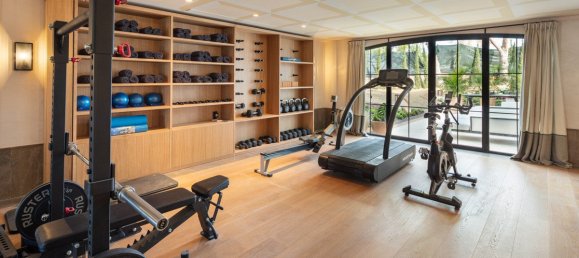 16 chambres Villa à Marbella, Spain No. 4676 16