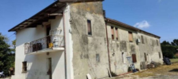 Apartamento de 3 habitaciónes en Ferrara, Italy No. 266516 5