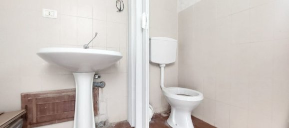  عقار تجاري في Tricase, Italy 230متر مربع رقم 131979 8