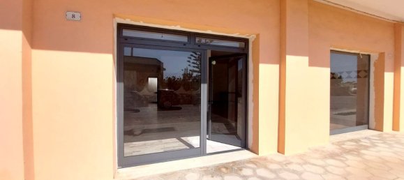  عقار تجاري في Tricase, Italy 230متر مربع رقم 131979 12