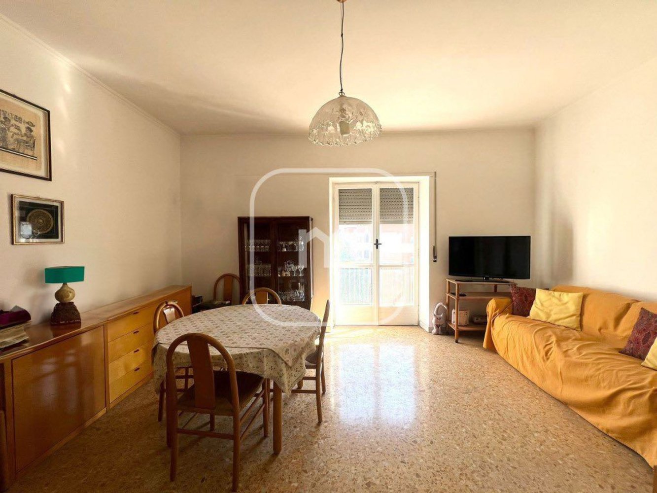 4 rooms Apartment in Rome, Italy No. 280003