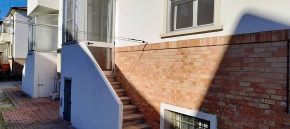 4 rooms Apartment in Copparo, Italy No. 154980 2