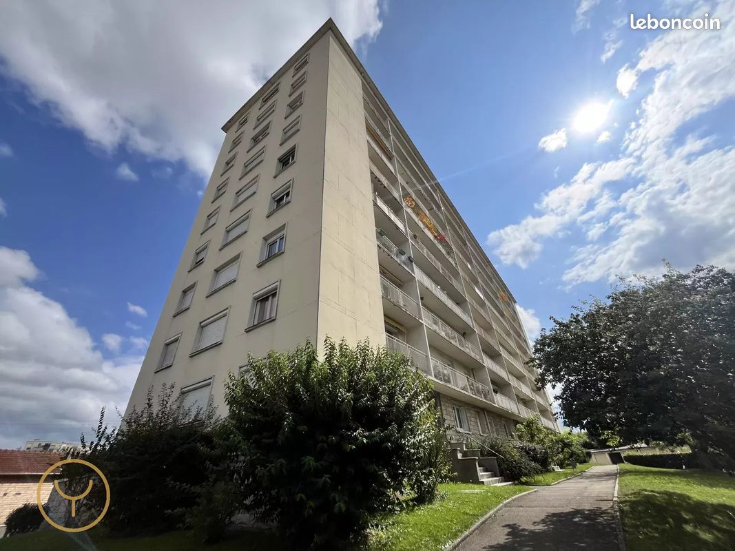 2 غرف نوم شقة في Saint-Andre-les-Vergers, France رقم 156165