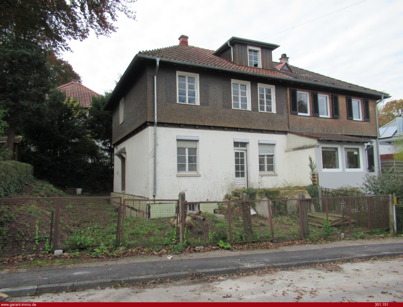 3 bedrooms Townhouse in Stuttgart, Germany No. 3873