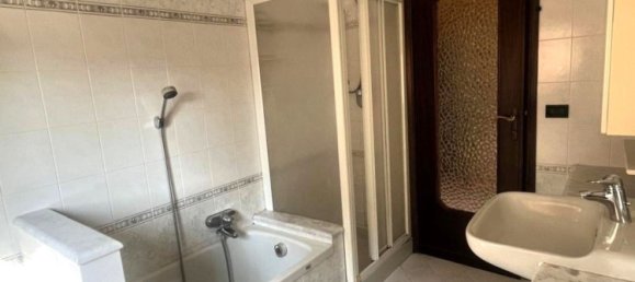 3-Zimmer Wohnung in Piacenza, Italy, Nr. 258432 4