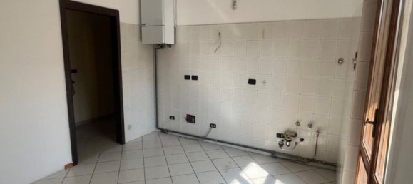 3-Zimmer Wohnung in Piacenza, Italy, Nr. 258432 3