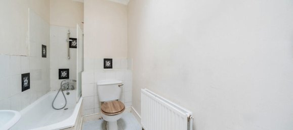 2 bedrooms Apartment in London, United Kingdom No. 7690 10