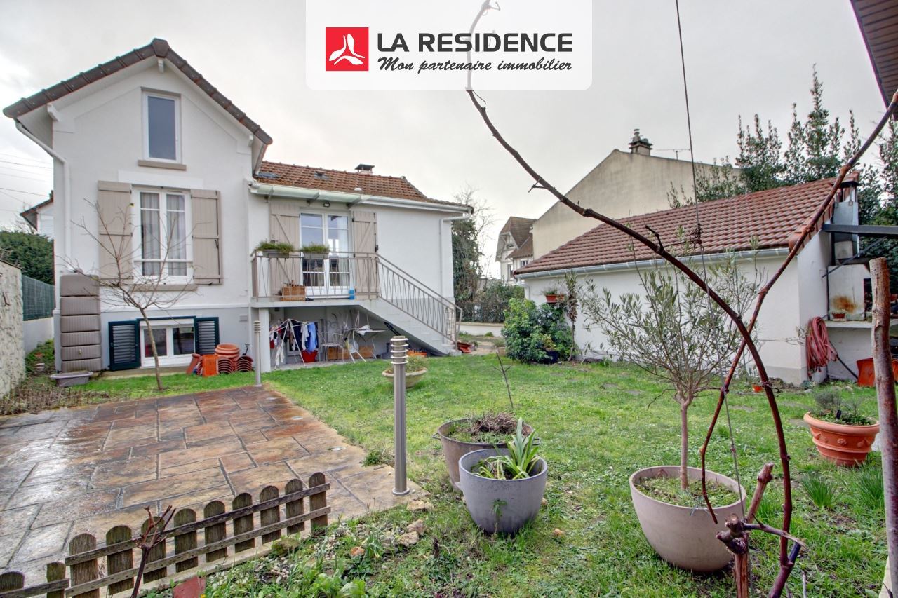 Дом с 2 спальнями в Конфлан-Сент-Онорин, Франция № 347081