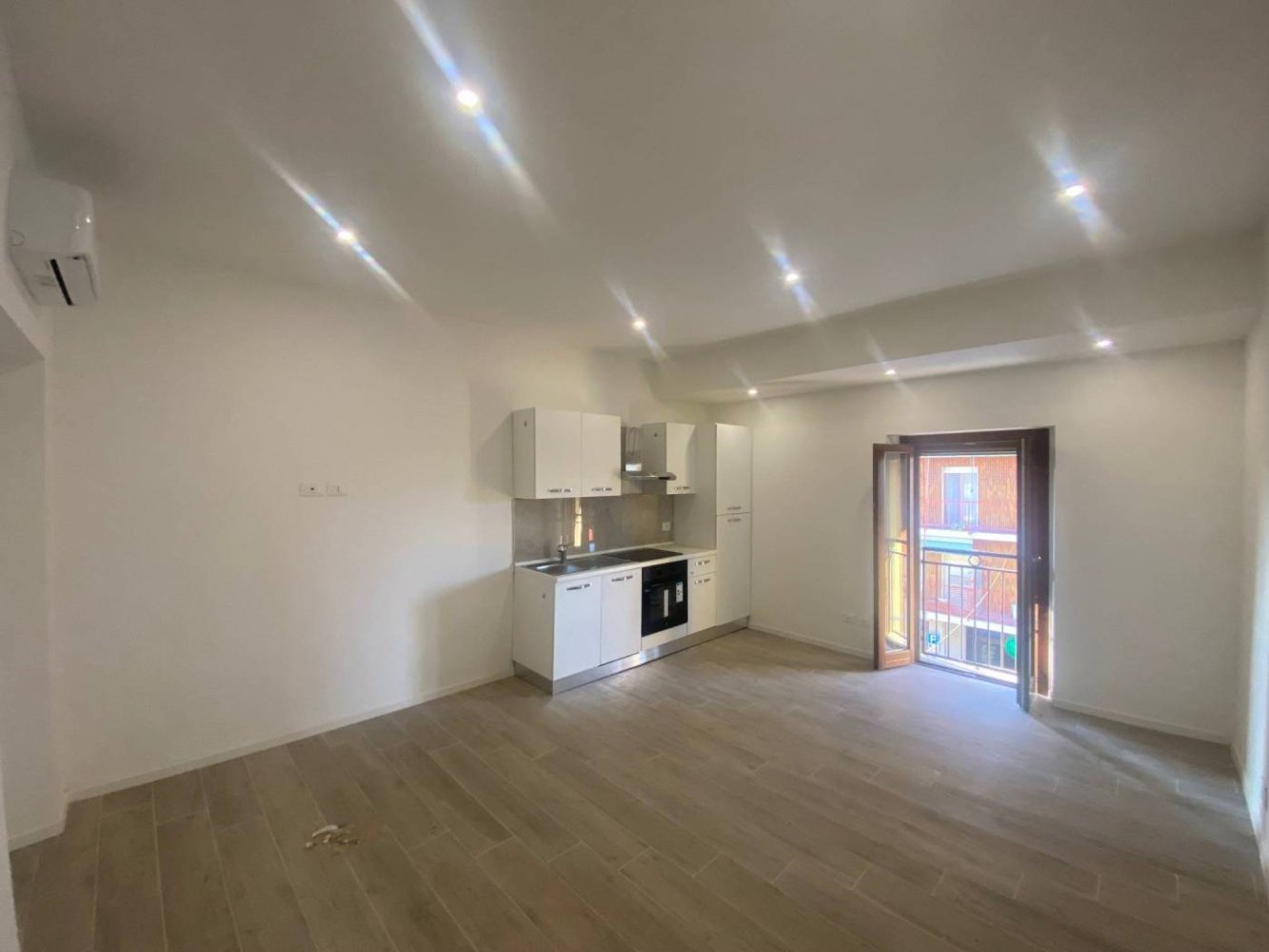 1 غرف نوم شقة في Cornaredo, Italy رقم 331147