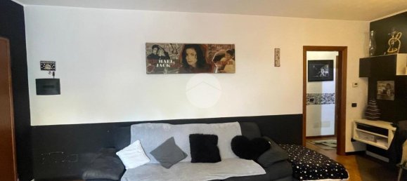 3 rooms Apartment in Lissone, Italy No. 235906 6