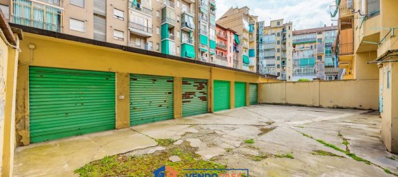 2 bedrooms Apartment in Turin, Italy No. 339884 32