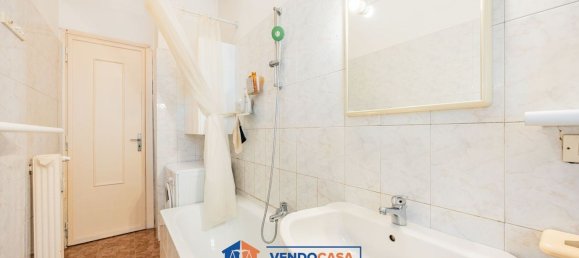 2 bedrooms Apartment in Turin, Italy No. 339884 22