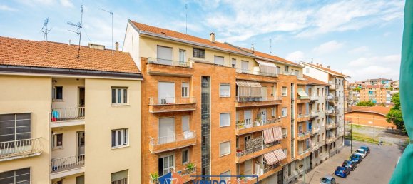 2 bedrooms Apartment in Turin, Italy No. 339884 29