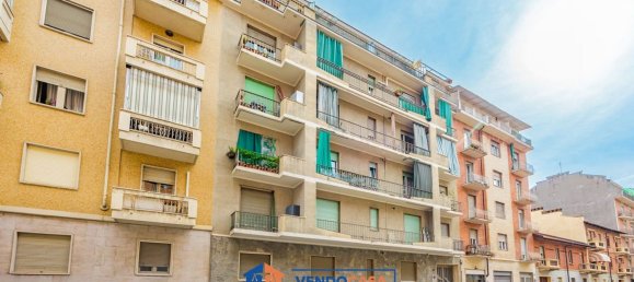 2 bedrooms Apartment in Turin, Italy No. 339884 3