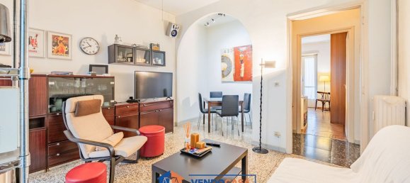 2 bedrooms Apartment in Turin, Italy No. 339884 6