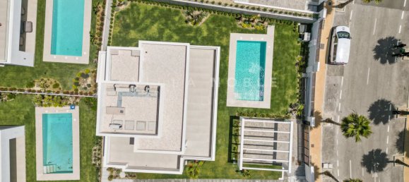 6 bedrooms Villa in Marbella, Spain No. 109013 31