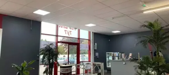 8غرفة عقار تجاري في Romilly-sur-Seine, France رقم 89937 3