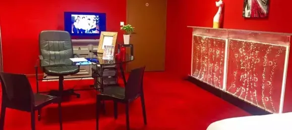 8غرفة عقار تجاري في Romilly-sur-Seine, France رقم 89937 8