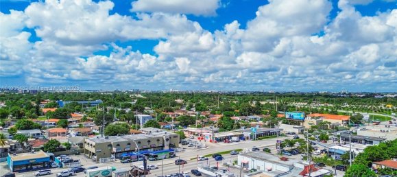 terreno en venta en Miami, Miami-Dade, Florida, USA № 615858 10