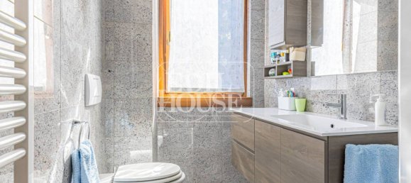 3 Schlafzimmer Haus in Como, Italy, Nr. 260675 22