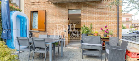 3 Schlafzimmer Haus in Como, Italy, Nr. 260675 3